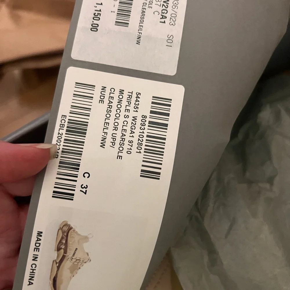 Balenciaga Cream Triple S Sneakers Chunky Design Like new! 37